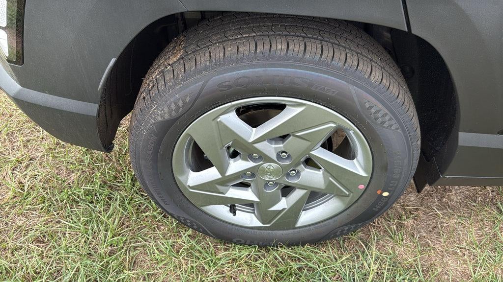 2027 Hyundai KONA SE FWD