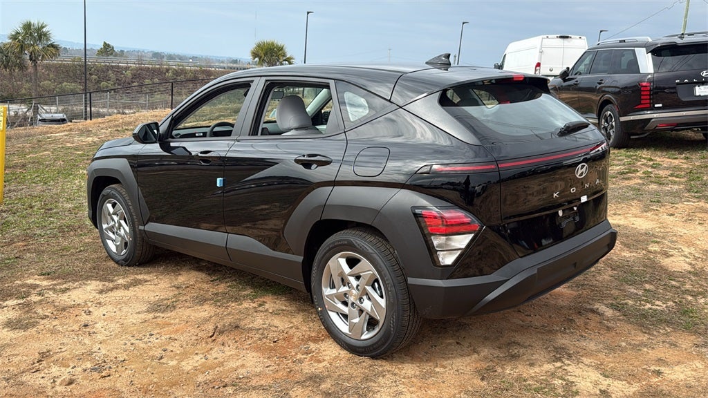 2026 Hyundai KONA SE FWD