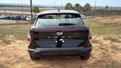 2026 Hyundai KONA SE FWD
