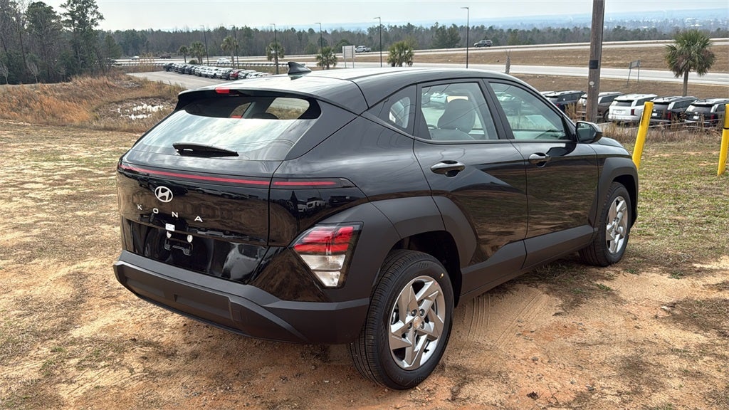 2026 Hyundai KONA SE FWD