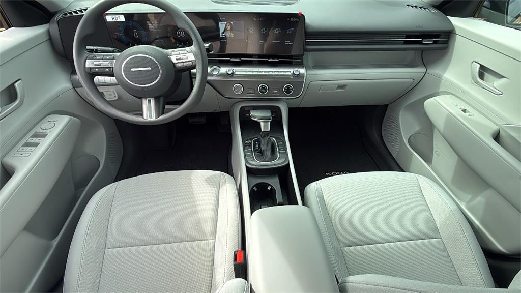 2026 Hyundai KONA SE FWD