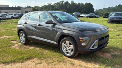 2027 Hyundai KONA SE FWD