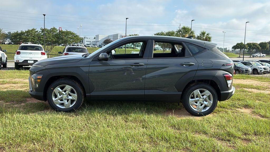 2027 Hyundai KONA SE FWD