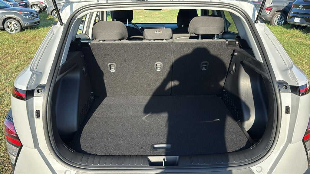 2027 Hyundai KONA SE FWD