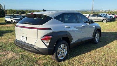 2027 Hyundai KONA SE FWD
