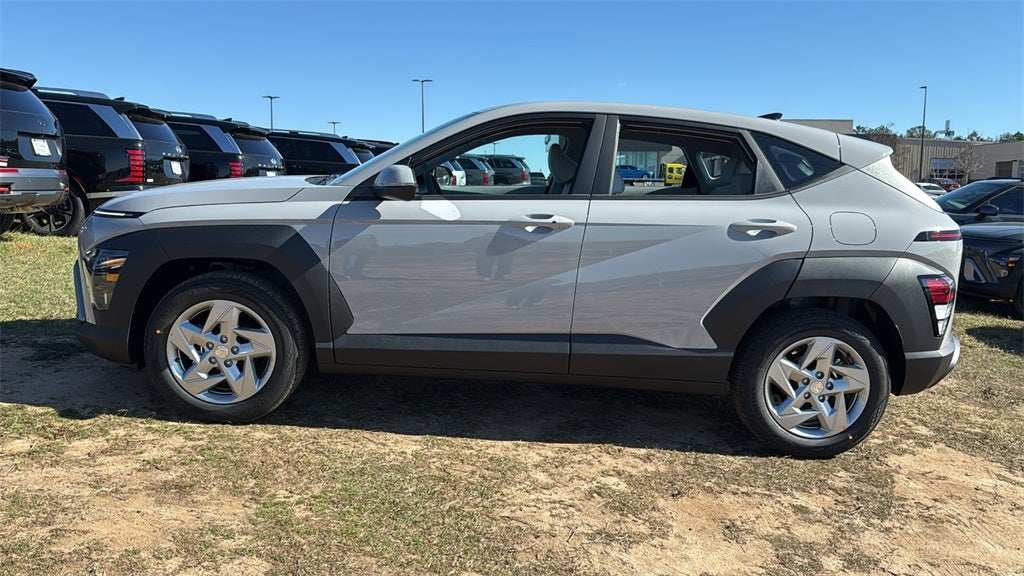 2026 Hyundai KONA SE FWD