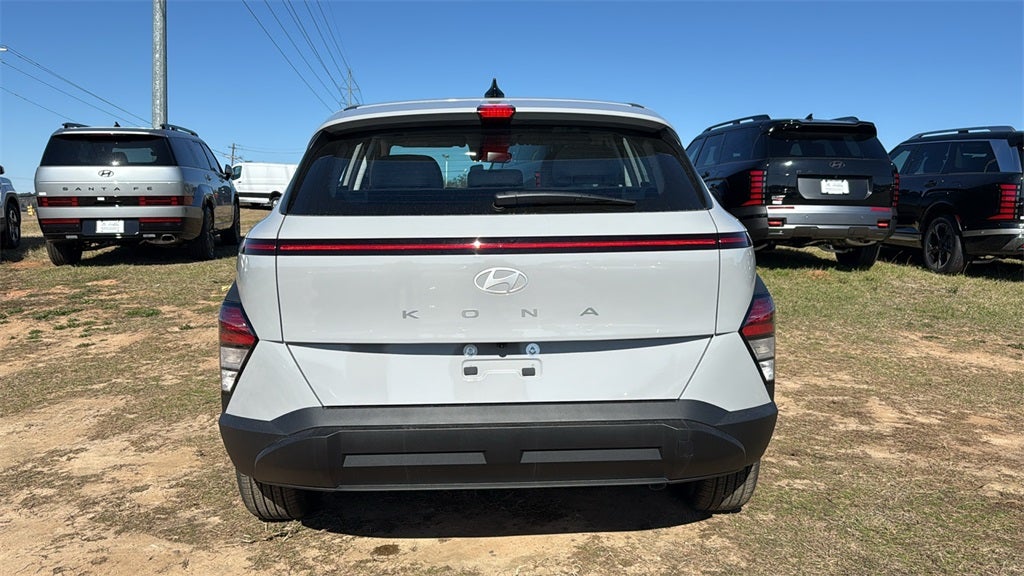 2026 Hyundai KONA SE FWD