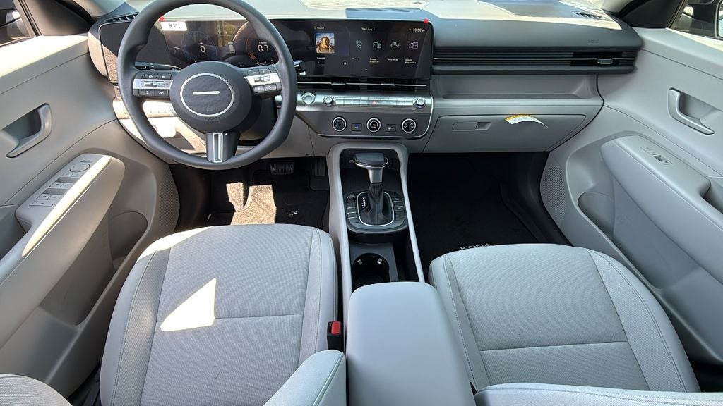 2027 Hyundai KONA SE FWD