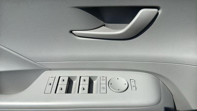 2027 Hyundai KONA SE FWD