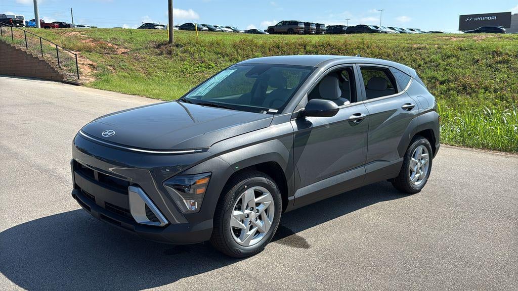 2027 Hyundai KONA SE FWD