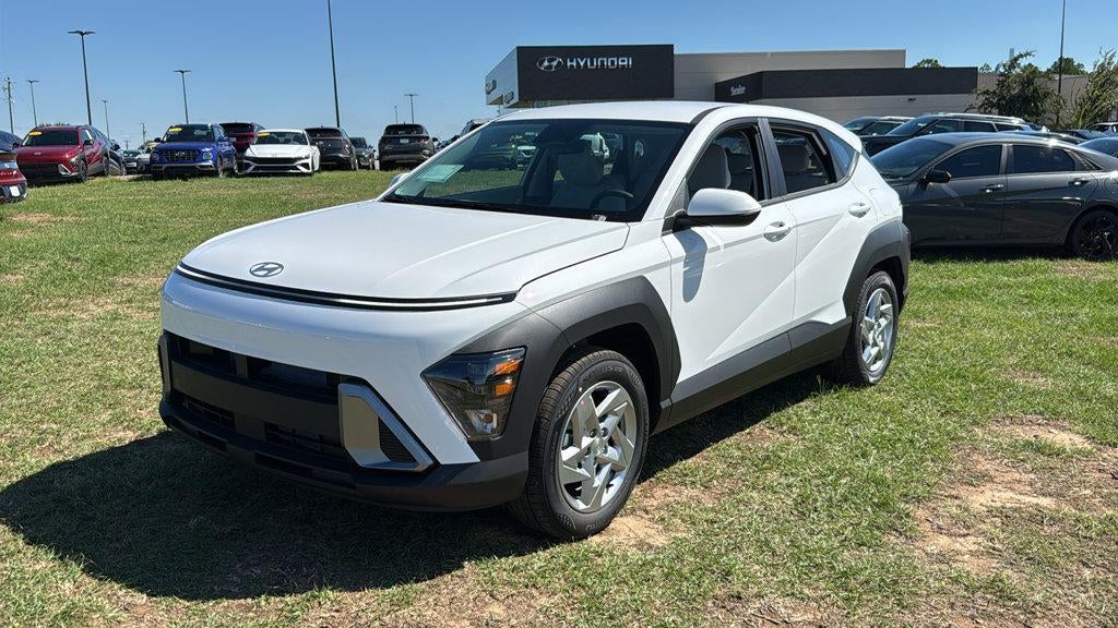 2027 Hyundai KONA SE FWD