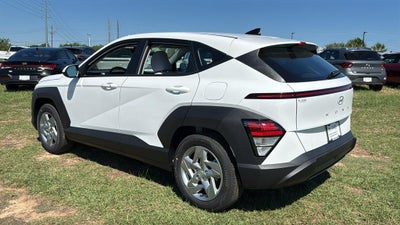 2027 Hyundai KONA SE FWD