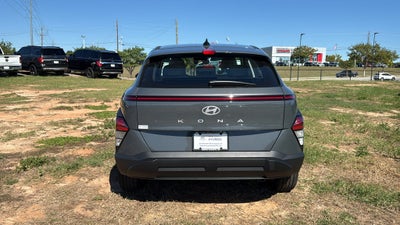 2027 Hyundai KONA SE FWD