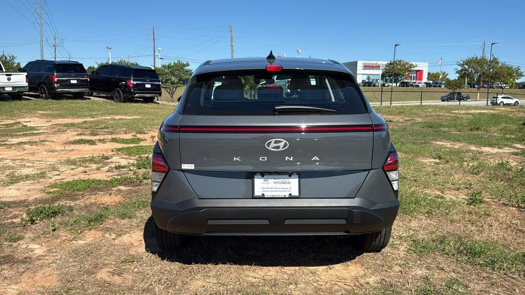 2027 Hyundai KONA SE FWD