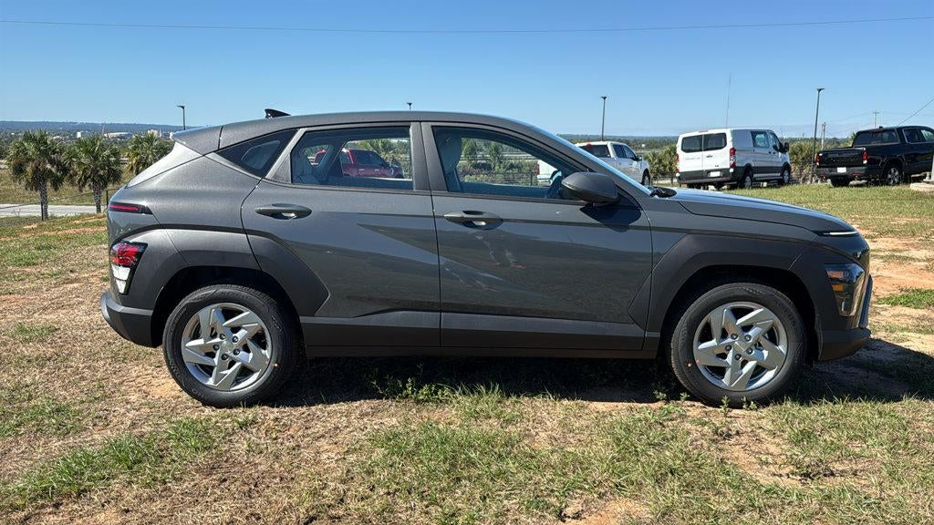 2027 Hyundai KONA SE FWD
