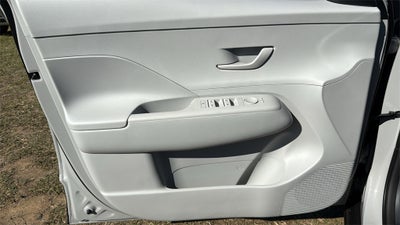 2026 Hyundai KONA SE FWD