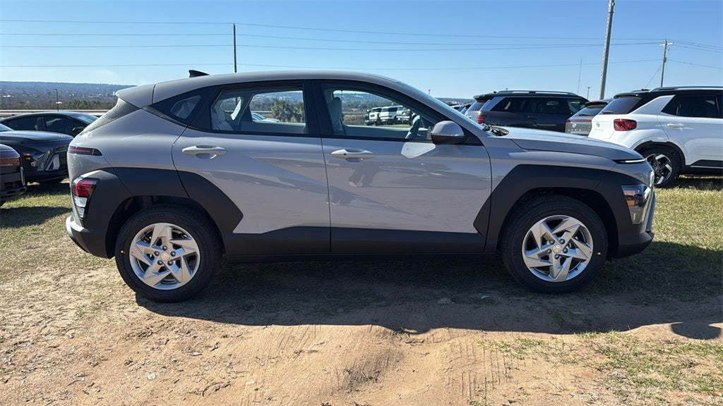 2026 Hyundai KONA SE FWD