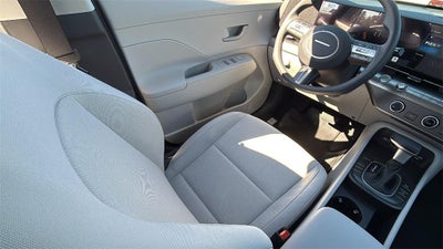 2026 Hyundai KONA SE FWD