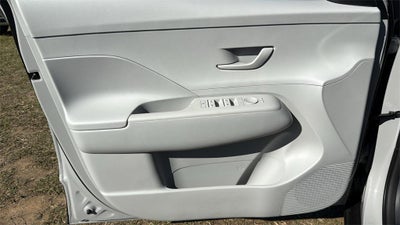 2026 Hyundai KONA SE FWD