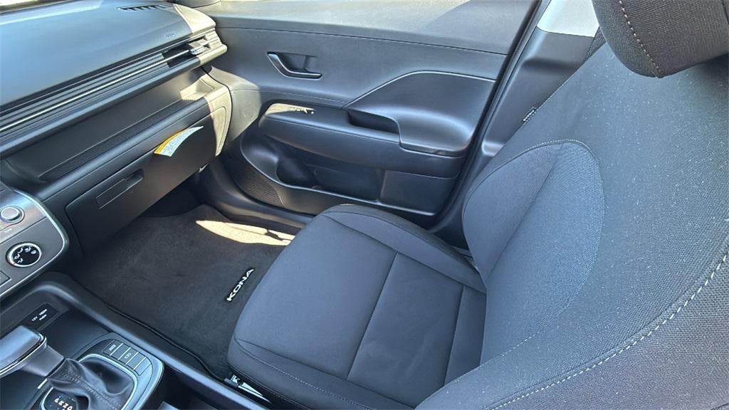 2026 Hyundai KONA SE FWD