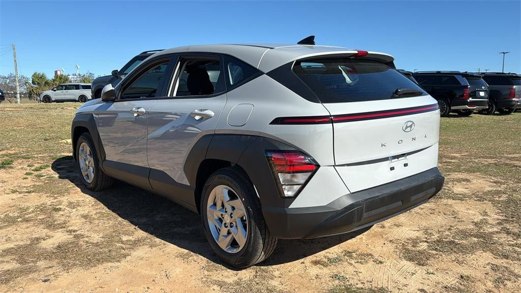2026 Hyundai KONA SE FWD