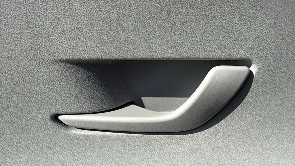 2027 Hyundai KONA SE FWD