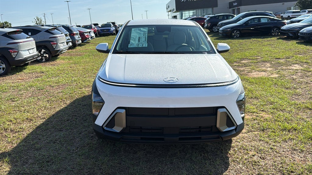 2027 Hyundai KONA SE FWD