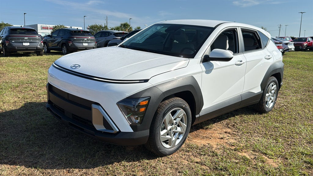 2027 Hyundai KONA SE FWD