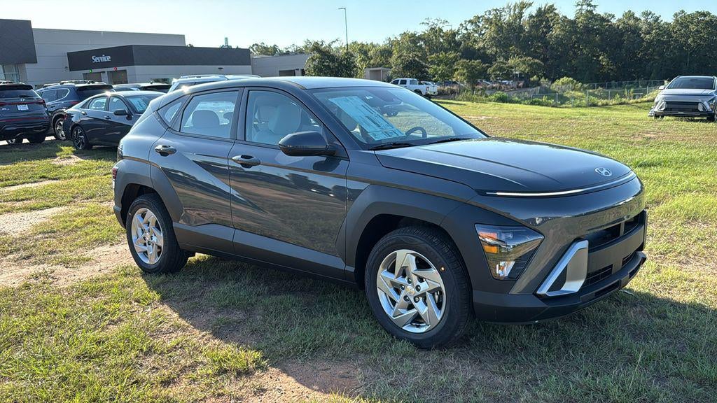 2027 Hyundai KONA SE FWD