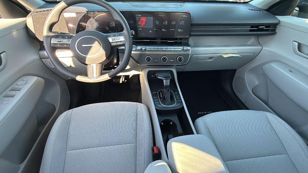 2027 Hyundai KONA SE FWD