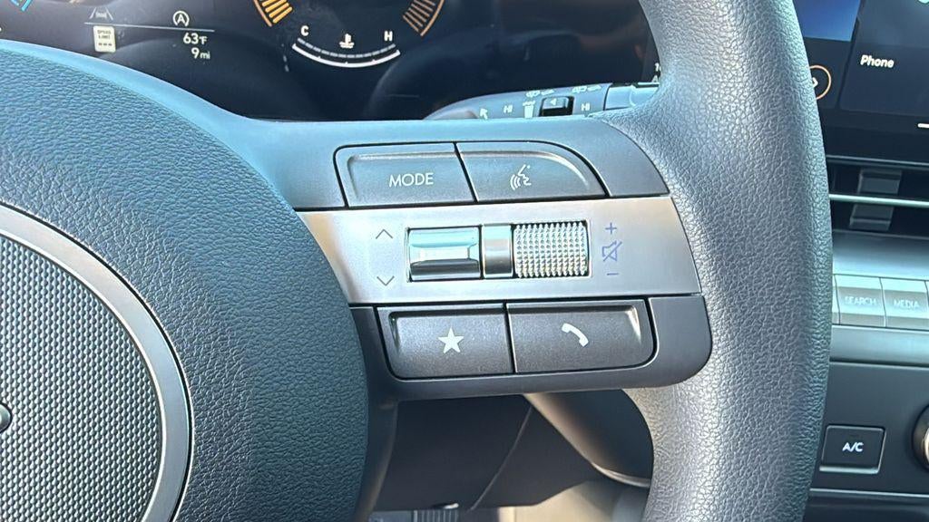 2026 Hyundai KONA SE FWD