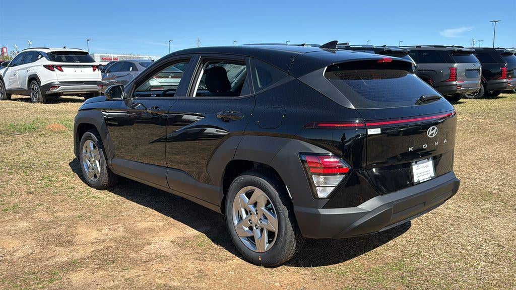 2026 Hyundai KONA SE FWD