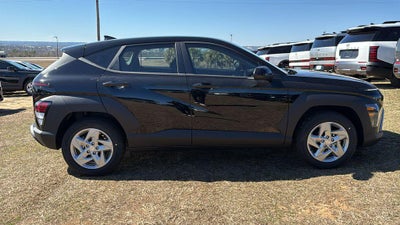 2026 Hyundai KONA SE FWD