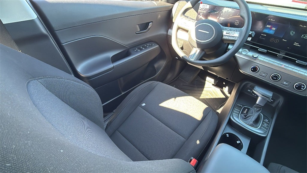 2026 Hyundai KONA SE FWD