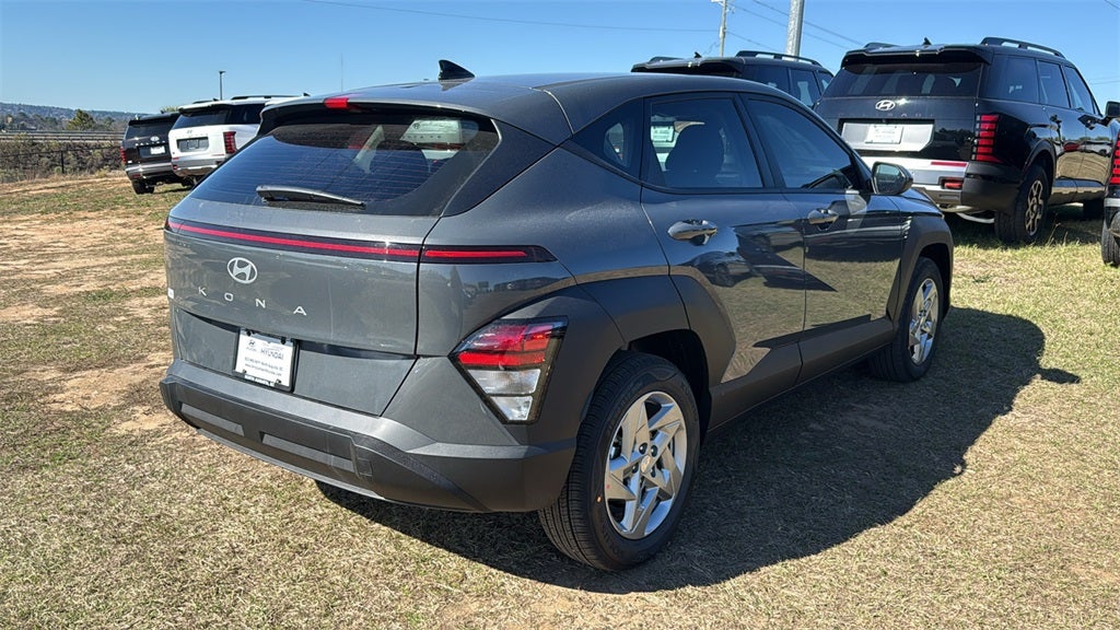 2026 Hyundai KONA SE FWD