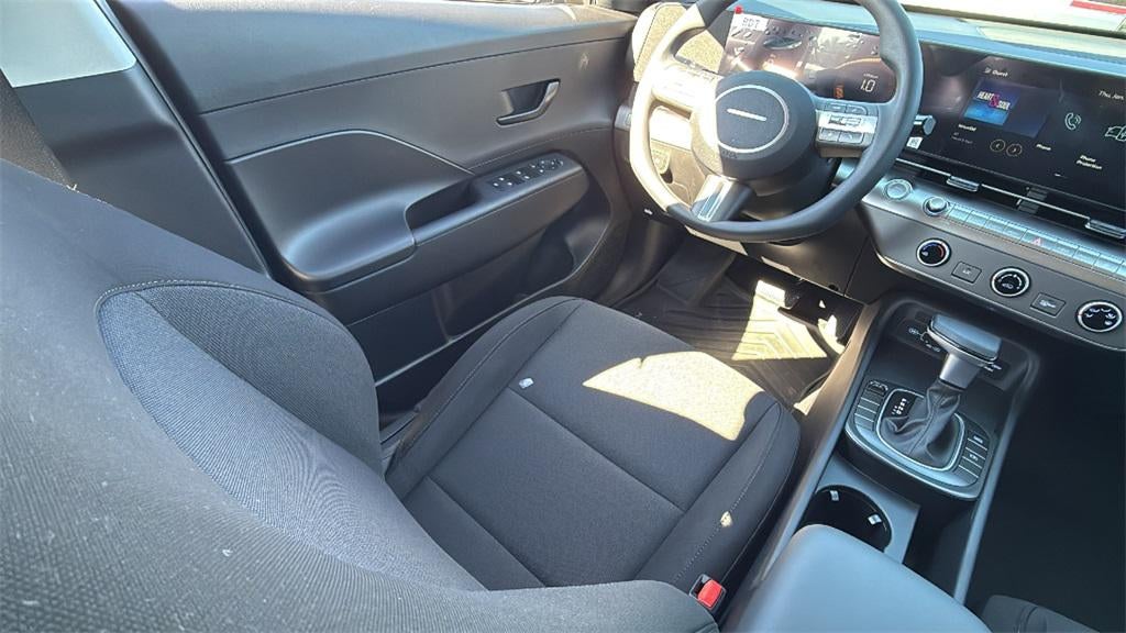 2026 Hyundai KONA SE FWD