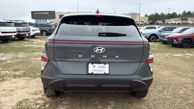 2026 Hyundai KONA SE