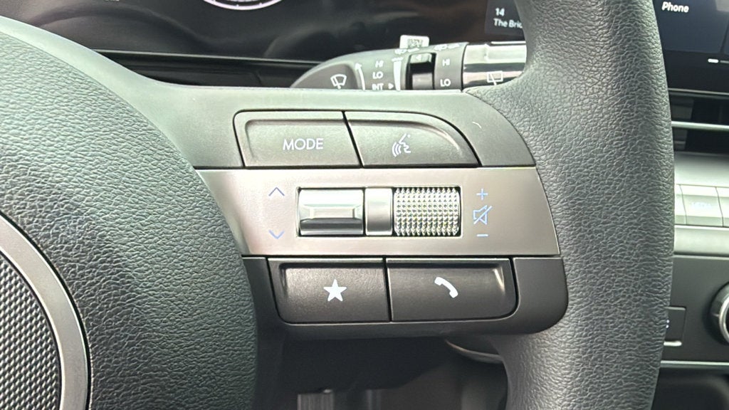 2027 Hyundai KONA SE FWD