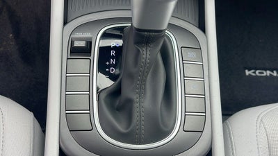 2026 Hyundai KONA SE