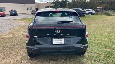 2026 Hyundai KONA SE