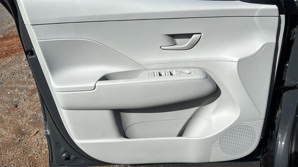 2026 Hyundai KONA SE FWD