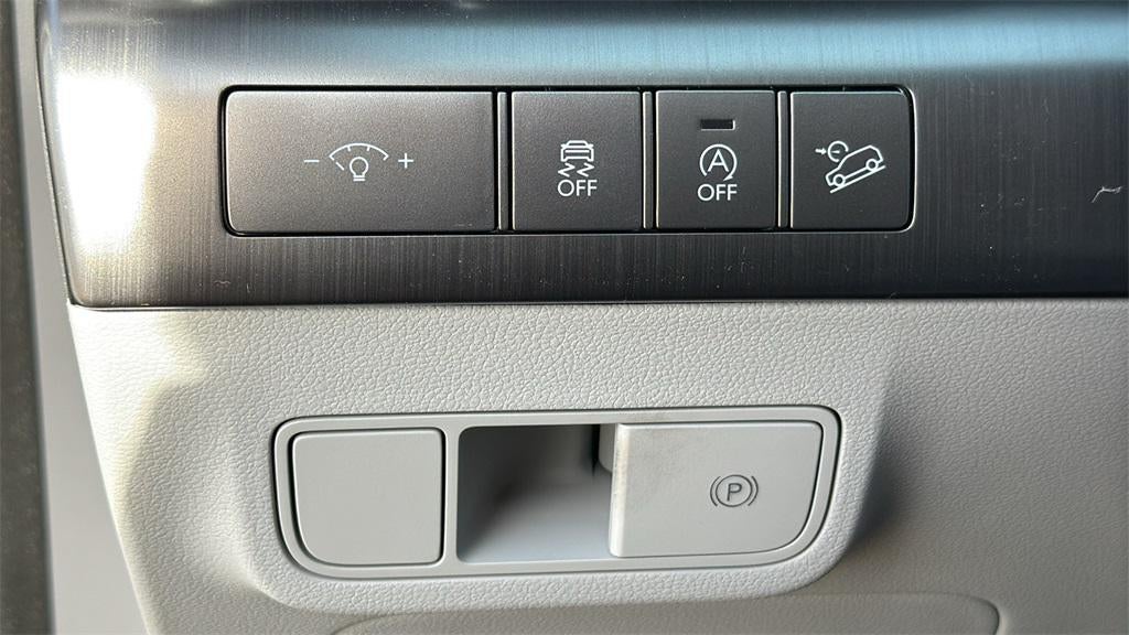 2026 Hyundai KONA SE FWD