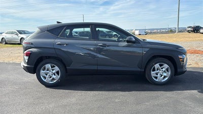 2026 Hyundai KONA SE FWD