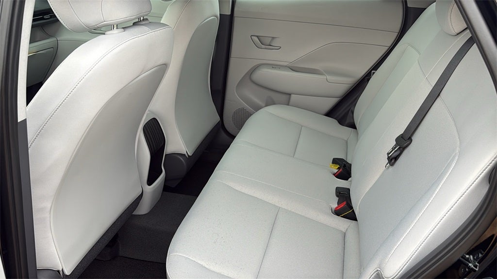 2026 Hyundai KONA SE FWD