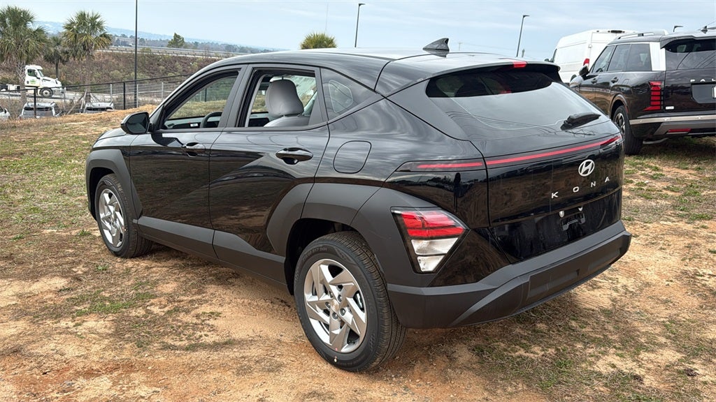 2026 Hyundai KONA SE FWD