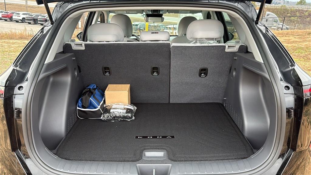 2026 Hyundai KONA SE FWD