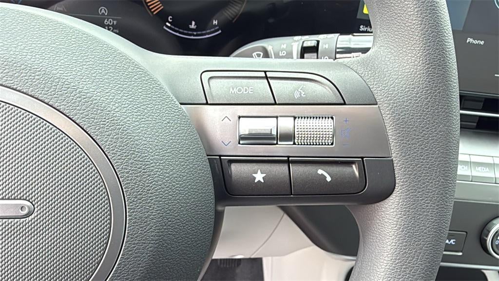 2026 Hyundai KONA SE FWD