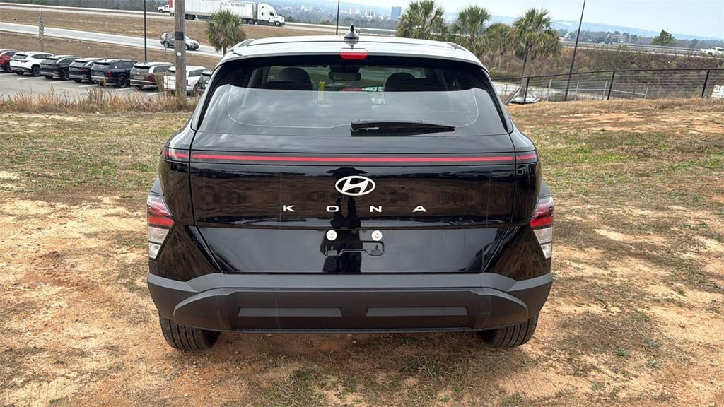2026 Hyundai KONA SE FWD