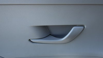 2027 Hyundai KONA SE FWD