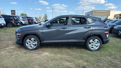 2027 Hyundai KONA SE FWD